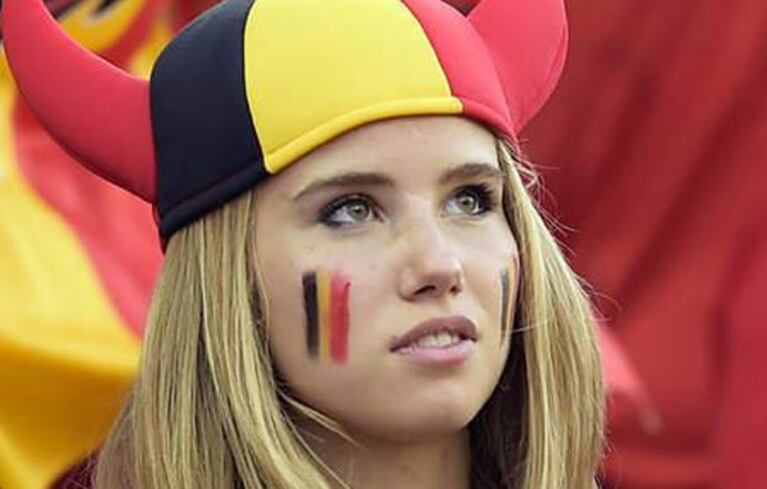 Mundial Brasil 2014: la bellísima joven que fue a alentar a su Selección y “accidentalmente” se convirtió en modelo. (Foto: Web)