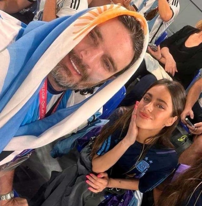 Mundial Qatar 2022: Tini Stoessel alentó a Rodrigo De Paul y celebró la clasificación de Argentina