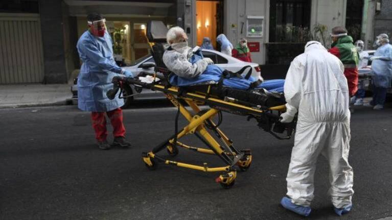 Murieron cuatro abuelos por un brote de coronavirus en un geriátrico de Villa Urquiza