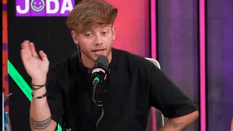 Nacho Castañares negó romance con Ángela Torres (Foto: captura del stream Fuera de Joda)