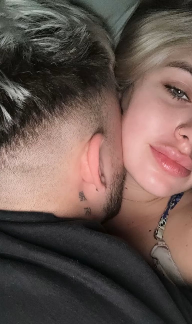Nacho y Coti desde la cama.