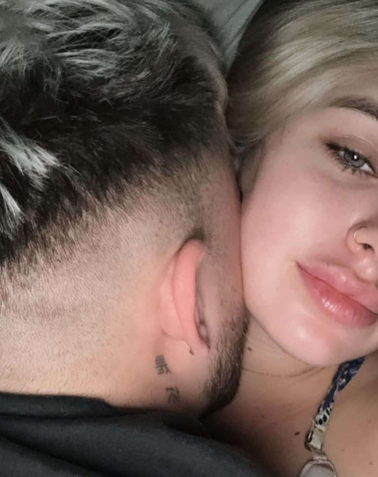 Nacho y Coti desde la cama.