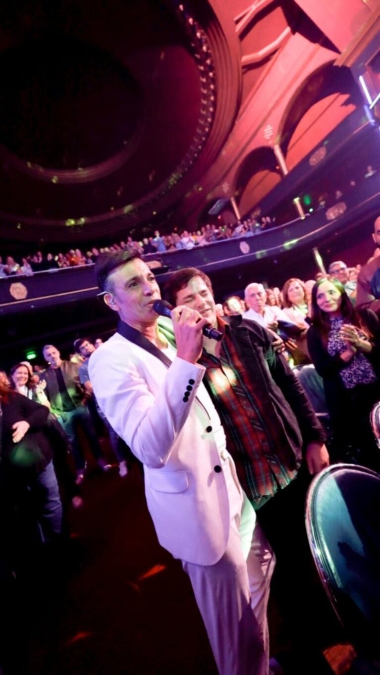 Nahuel Pennisi disfrutó del show de Martín Bossi