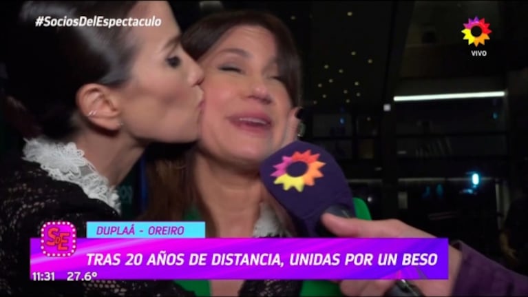 Nancy Dupláa estaba dando una nota y Natalia Oreiro la descolocó con un inesperado gesto