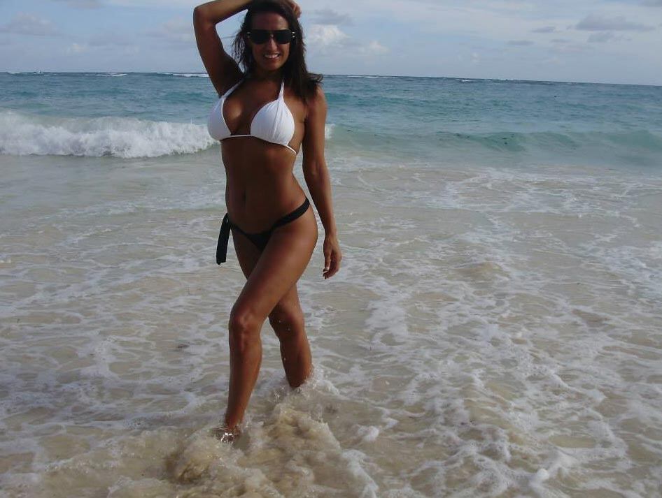 Nancy Duré, cuerpazo en el Caribe. (Foto: Facebook)