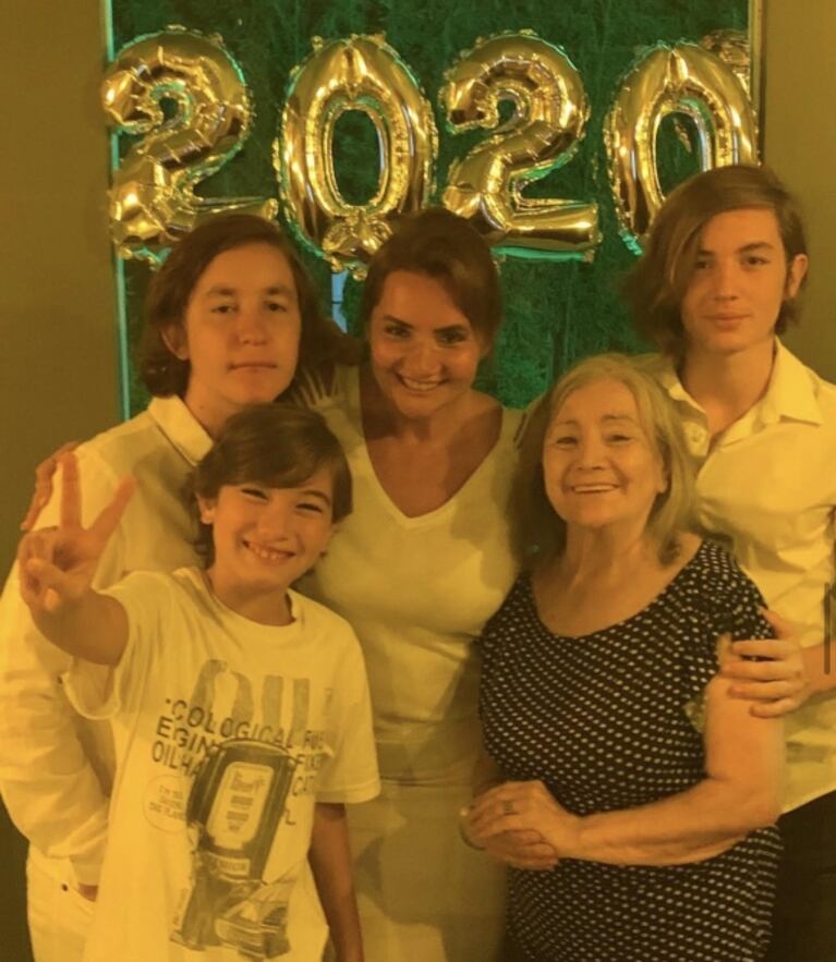 Nancy Pazos rompió en llanto al revelar qué hizo con las cenizas de su mamá: "Me encontré en una disyuntiva"