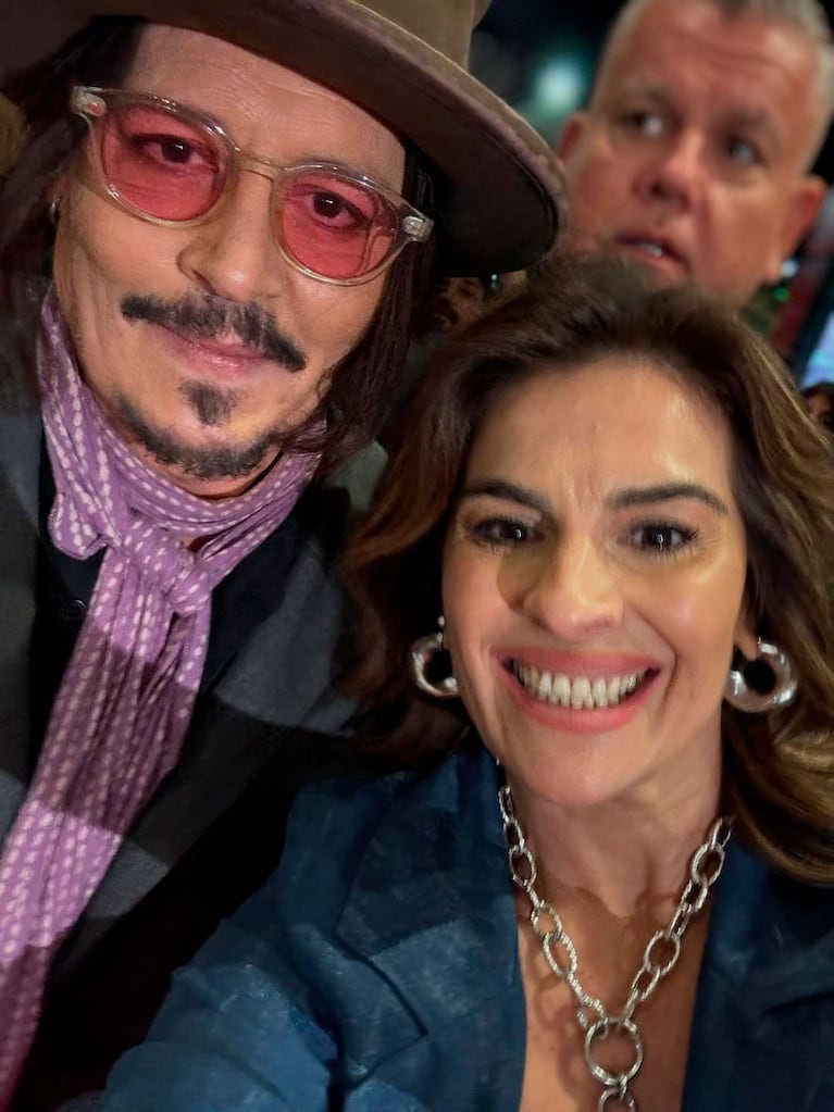 Nara Ferragut y  Johnny Depp (Instagram)