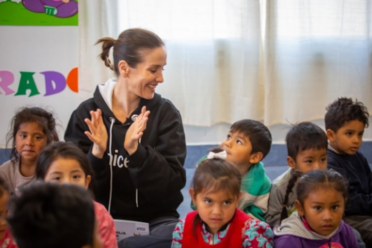 Natalia Oreiro, como Embajadora de Unicef, leyó cuentos en un centro de primera infancia en Salta