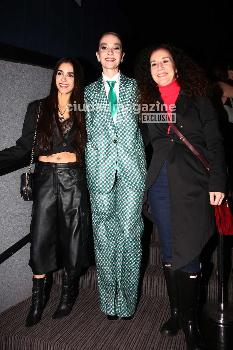 Natalia Oreiro, Gabriela Sari y Valeria Lorca (Foto: Movilpress)