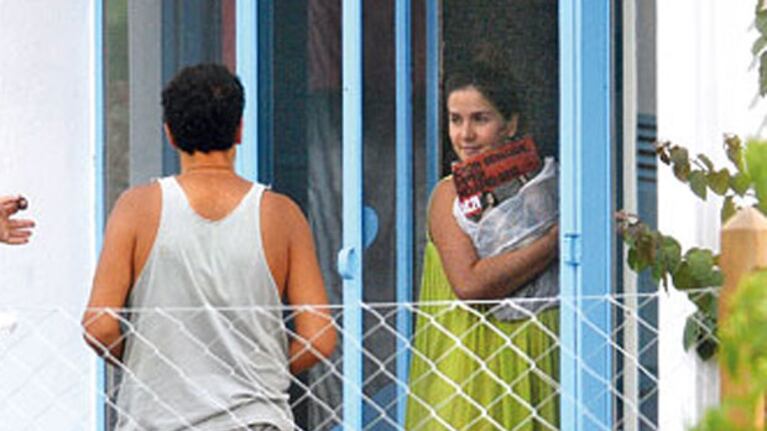 Natalia Oreiro junto a Ricardo Mollo, a punto de dar a luz (Foto: Gente).