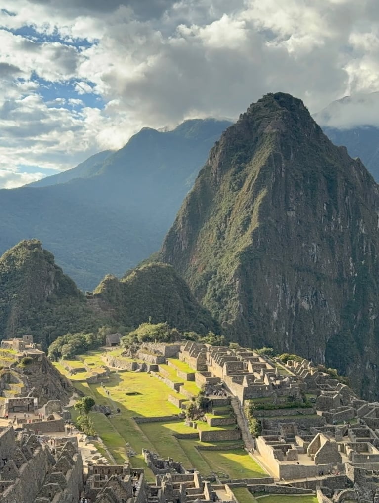 Natalia Oreiro mostró su viaje a Machu Picchu junto a Ricardo Mollo y su hijo: las fotos y el look elegido. Crédito: Instagram