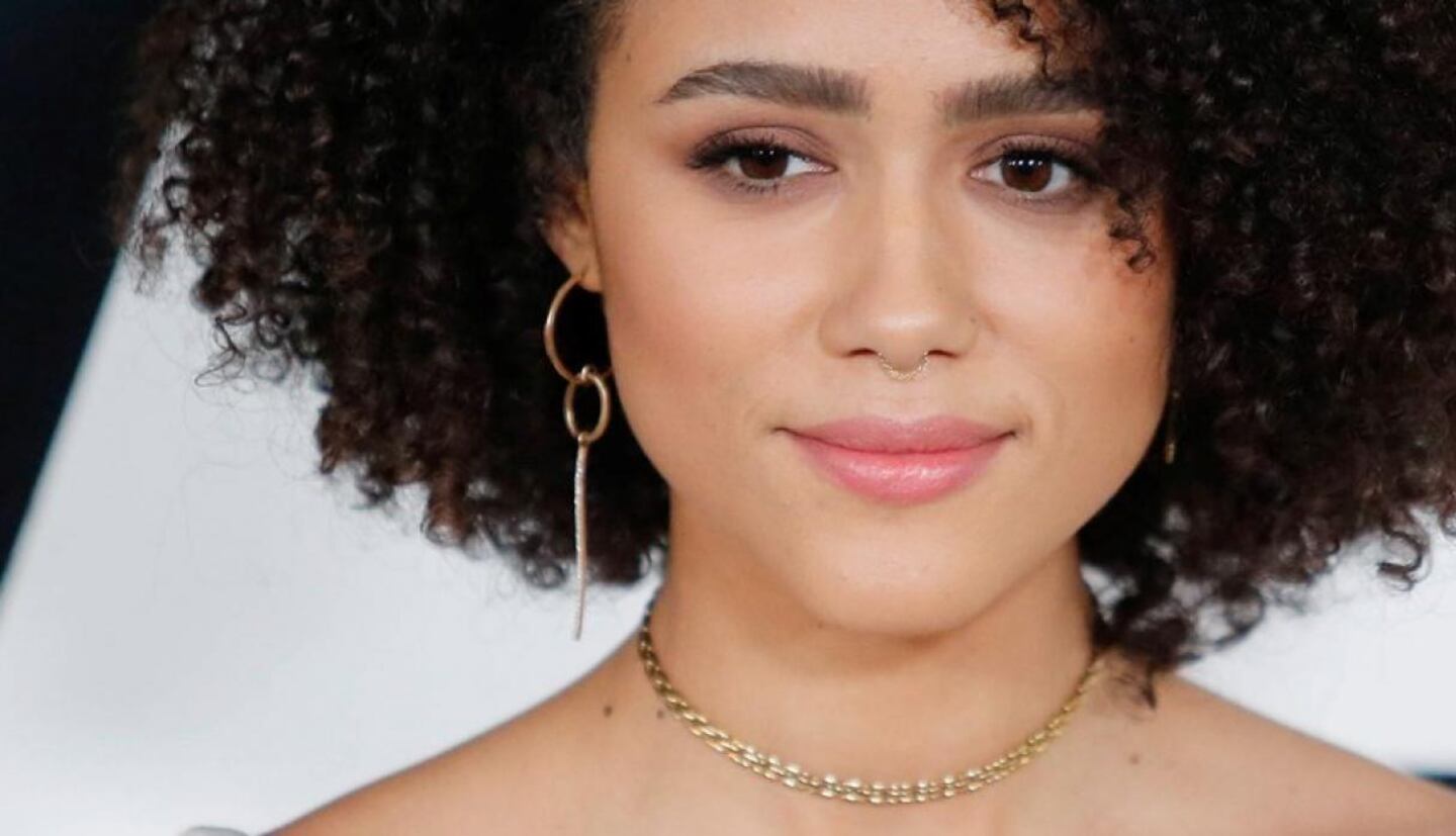 Nathalie Emmanuel no tiene carnet para conducir