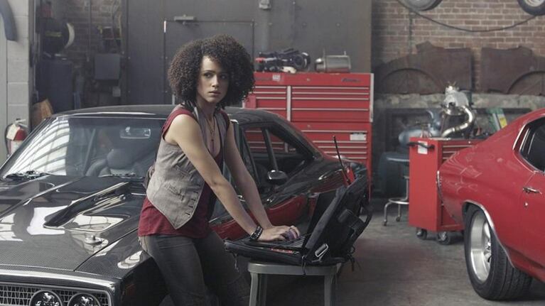 Nathalie Emmanuel: un paseo por su personaje en Rápidos y Furiosos 7