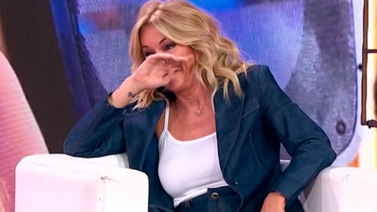 Nazarena Vélez vivió una desopilante situación con Leevon Kennedy en el baño y Yanina Latorre lloró de la risa