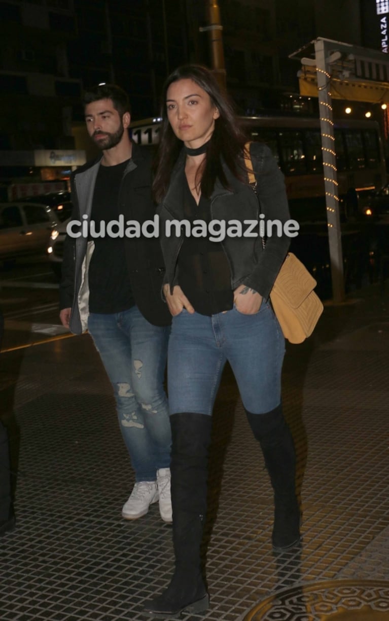 Nazareno Casero y Celeste Failache, juntos en el debut teatral de Heidi, bienvenida a casa