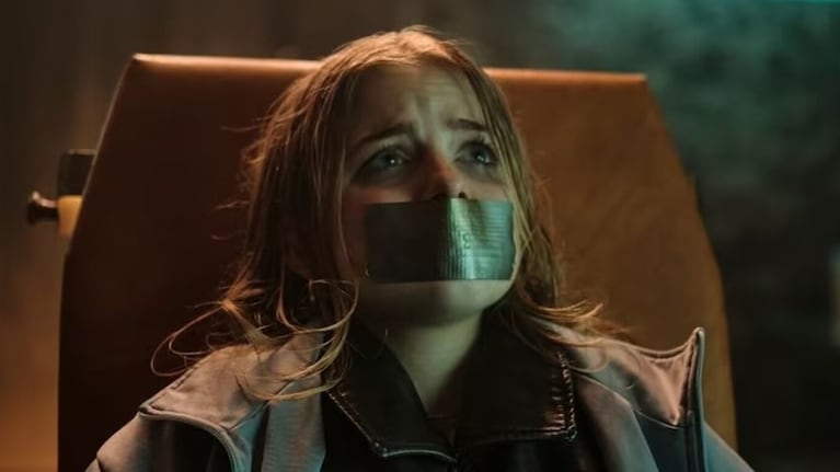 Nela, la hija de Blum en 'La dama de los muertos', por Nertflix.