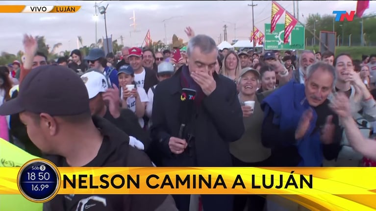 Nelson Castro se emocionó tras ser ovacionado en la peregrinación a Luján (Foto: captura de TN).