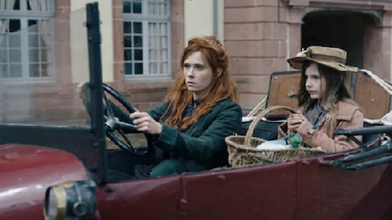 Netflix propone audacia narrativa que combina historia, erotismo y fuerza femenina.