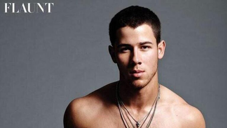 Nick Jonas emuló la icónica campaña de Mark Wahlberg para Calvin Klein. (Foto: Web)
