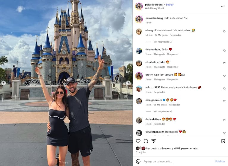 Nico González con Paloma Silberberg en Disney (Foto: Instagram @palosilberberg)