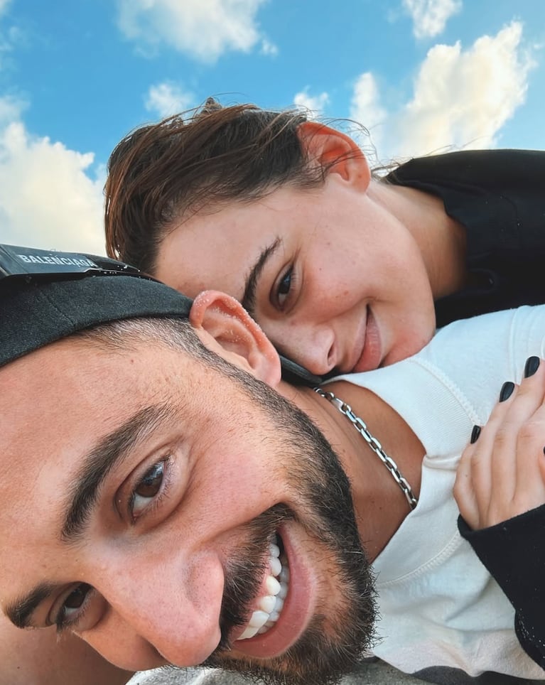 Nico Occhiato y Flor Jazmín Peña, muy enamorados (Foto: Instagram @nicoocchiato)