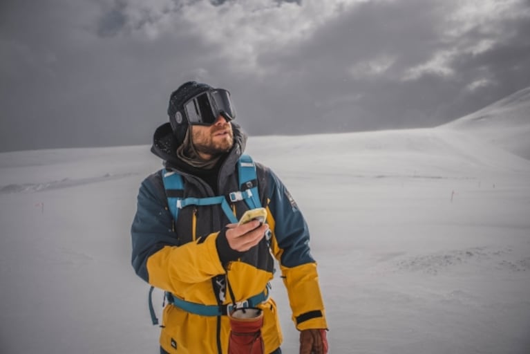 Nico Riera hizo Heli Ski en El Azufre: las fotos de la gran aventura en la Cordillera de los Andes