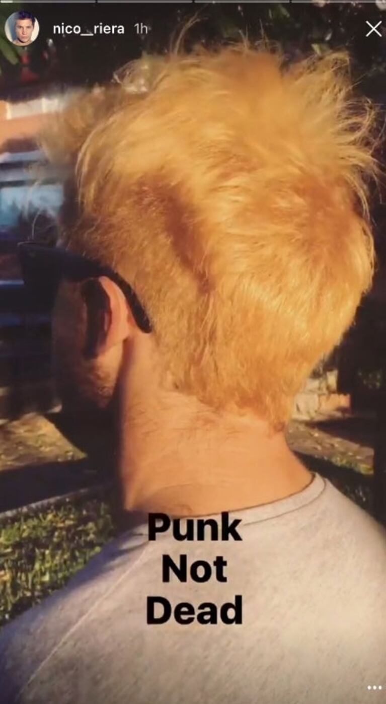 Nico Riera y un cambio de look jugadísimo: corte estilo punk y pelo súper rubio