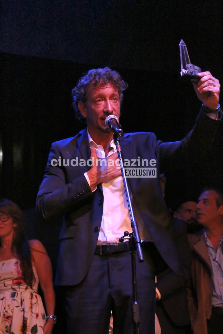 Nico Vázquez celebró el oro de la obra Rocky en los Premios ACE  (Foto: Movilpress).