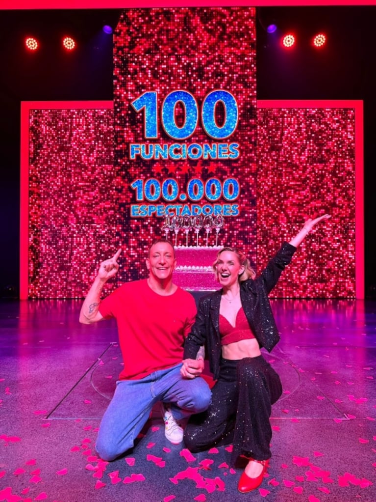 Nico Vázquez celebró las 100 funciones de Tootsie: 100 mil espectadores ya vieron el espectáculo