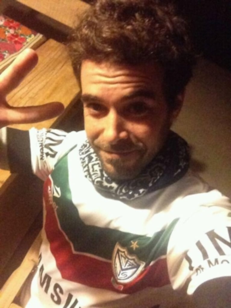 Nicolás Cabré habló del escándalo entre Mauro Zárate y Vélez, club del que es fanático: "Hubo demasiados errores de los dos lados"