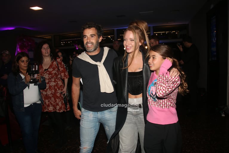 Nicolás Cabré, Rocío Pardo y Rufina.