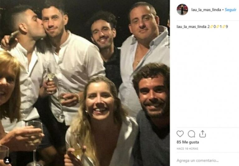Nicolás Cabré y Laurita Fernández celebraron Año Nuevo a puro mimo… ¡y baile!