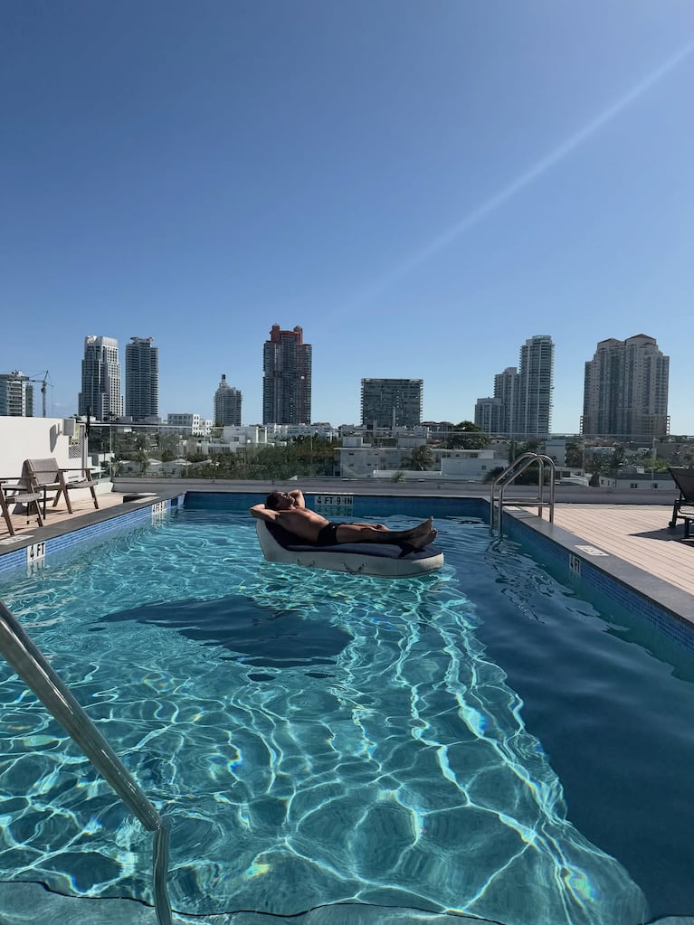 Nicolás Cabré y Rocío Pardo, amor y relax en Miami antes de su casamiento en Córdoba. Crédito: Instagram