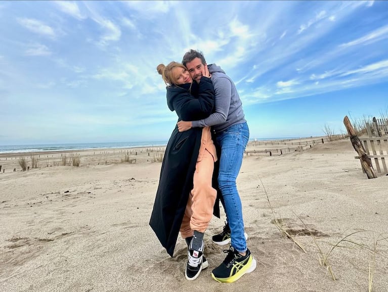 Nicolás Cabré y Rocío Pardo en sus redes sociales. 