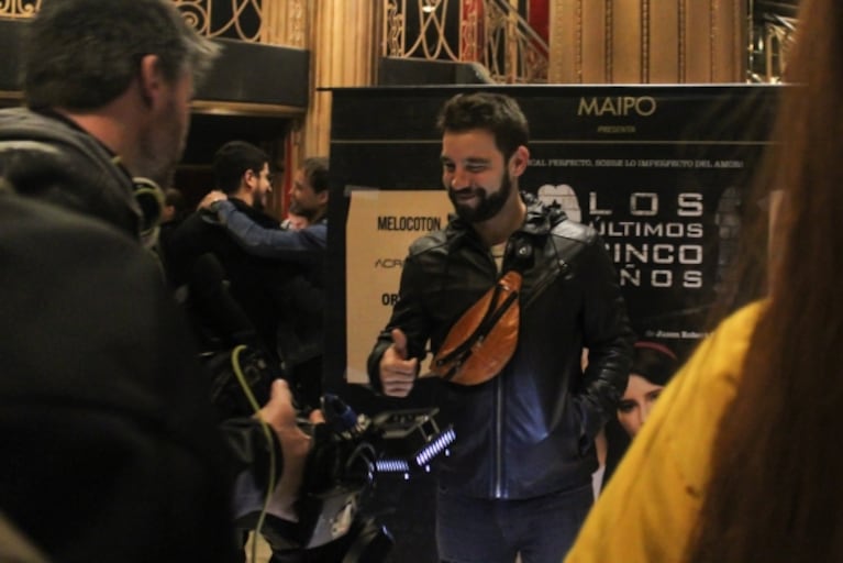 Nicolás Furtado, Franco Masini y Agustín Sierra se divirtieron en el teatro: sonrisas a puro musical