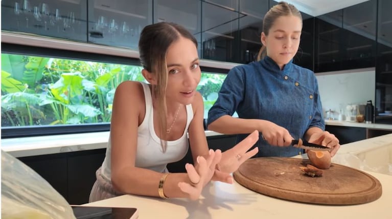 Nicolás Tagliafico y Caro Calvagni mostraron su lujosa casa: cine, gimnasio y un enorme jardín. Crédito: Captura de video.