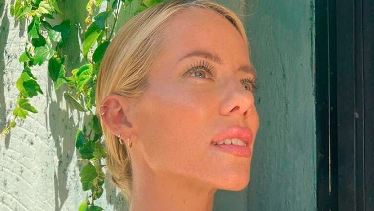 Nicole Neumann mostró su intensa rutina de yoga mañanera en Punta del Este.