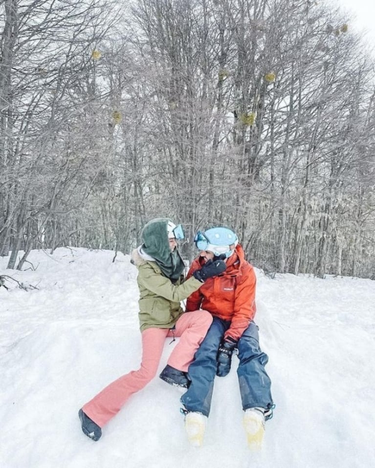 Nicole Neumann volvió a mostrar a sus hijas, en medio de sus vacaciones como familia ensamblada con Manuel Urcera