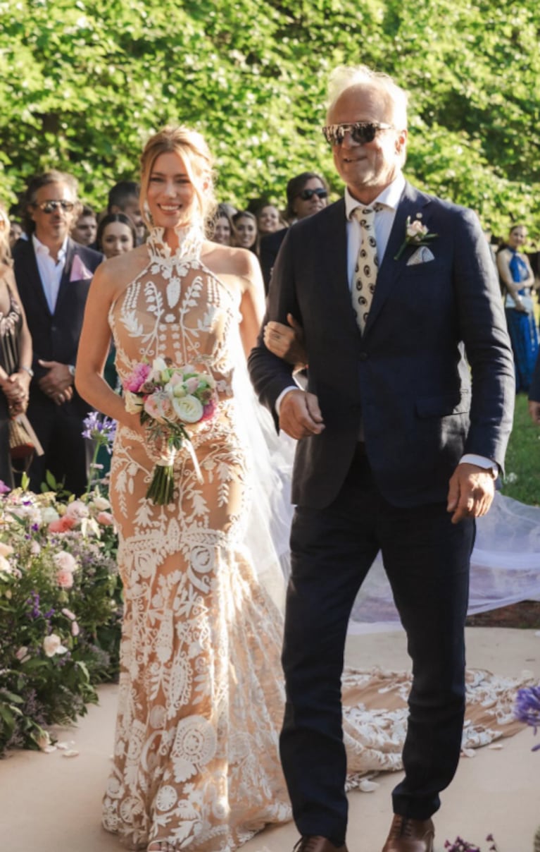 Nicole Neumann y Manu Urcera compartieron el álbum de fotos oficial de su casamiento: imágenes soñadas