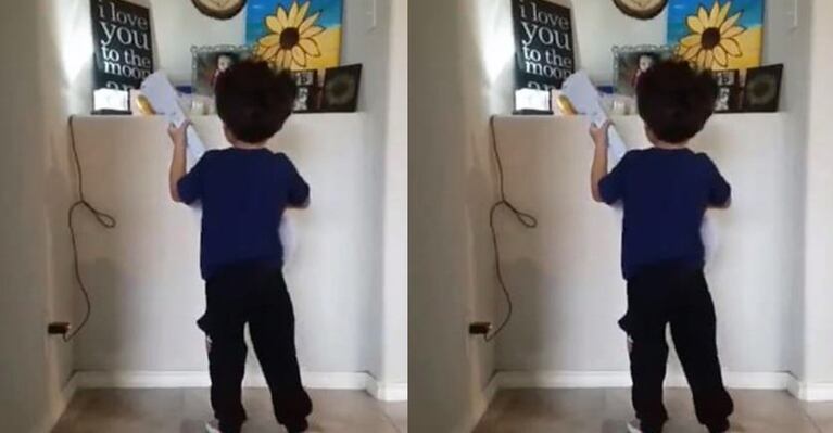Niño le cantó a su hermana fallecida 