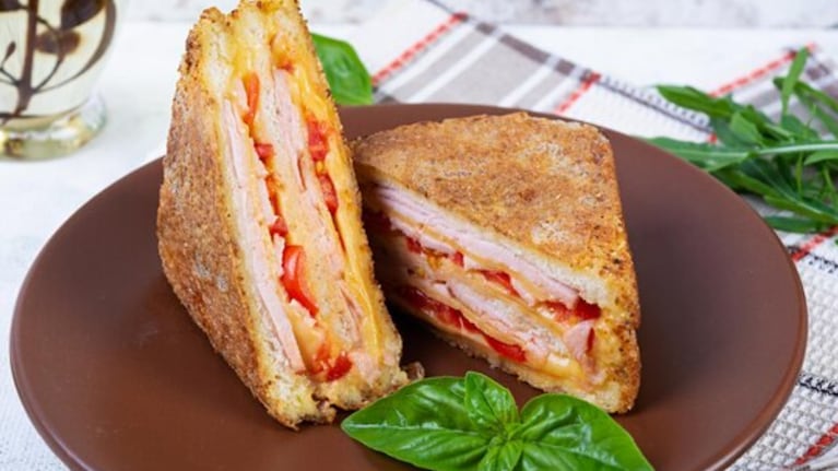 No lo vas a poder creer: la receta para elevar los sandwichs de miga a otro nivel