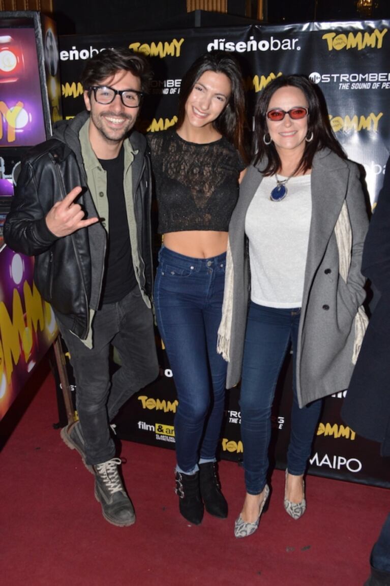 Noche de amigos famosos en el estreno de Tommy, la ópera rock dirigida por Diego Ramos