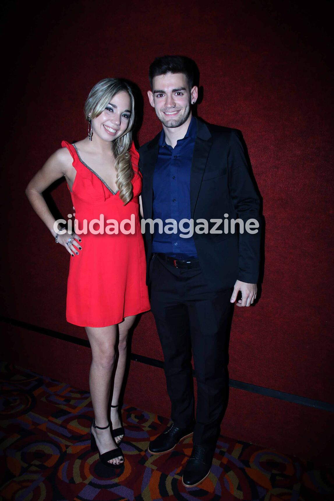 Noche de famosos en el estreno de El Potro. (Foto: Movilpress)