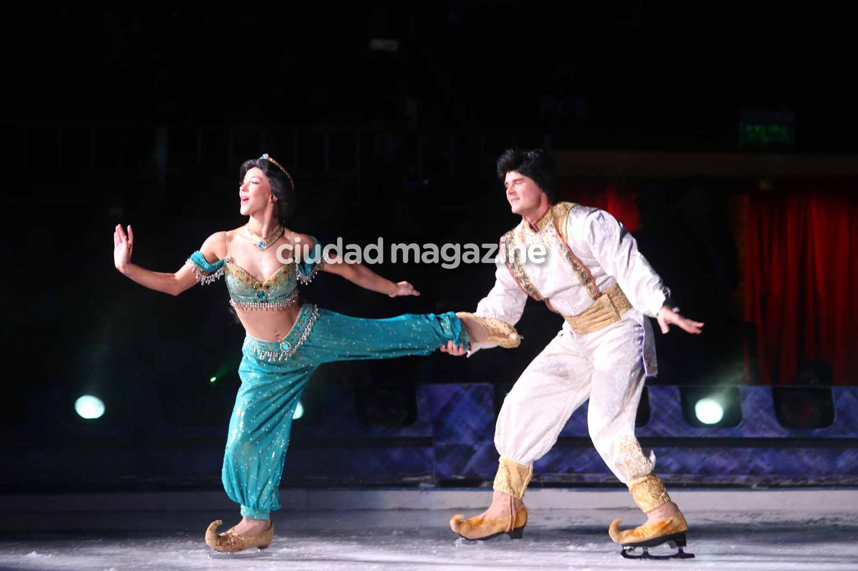 Noche en familia y muchas estrellas en el estreno de Disney On Ice. (Foto: Movilpress)