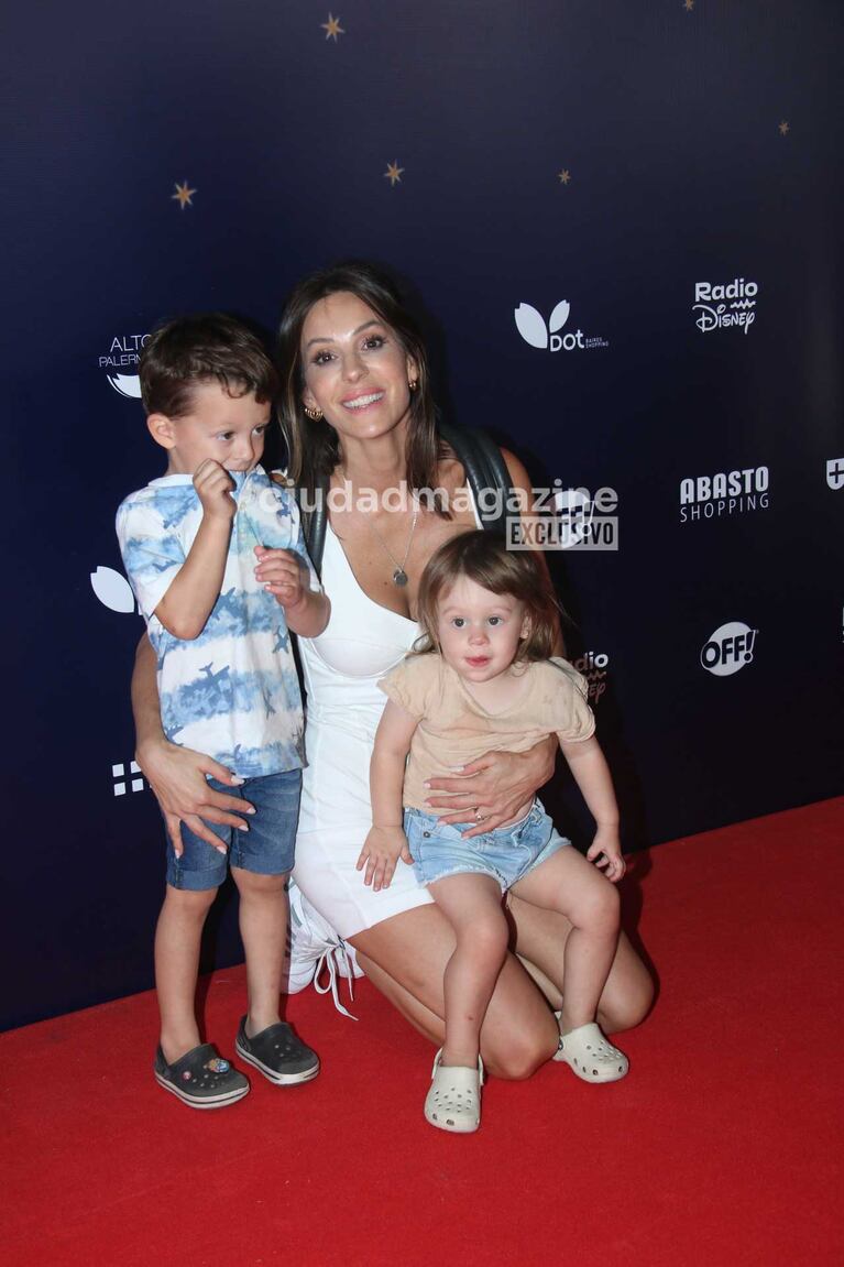 Noelia Marzol e hijos (Foto: Movilpress)