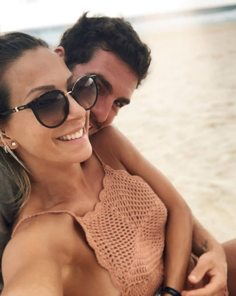 Noelia Marzol y Ramiro Arias celebraron su tercer aniversario de casados