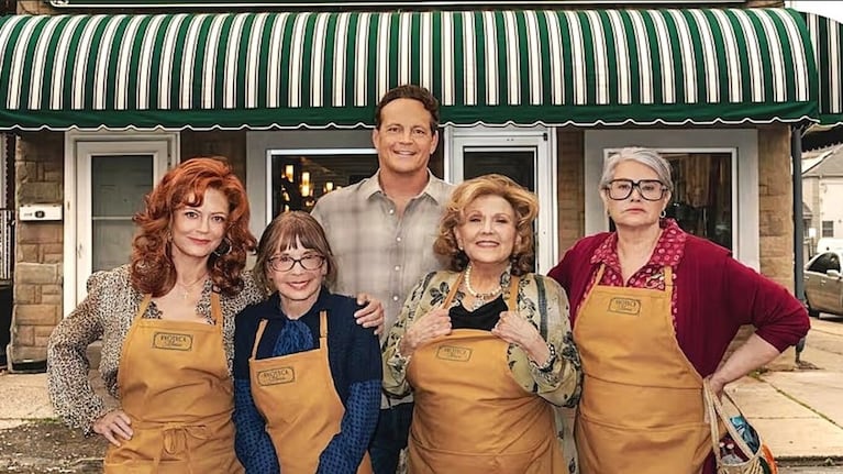 'Nonnas' y la emotiva historia sobre la apertura de un restaurante que se volvió película en Netflix.