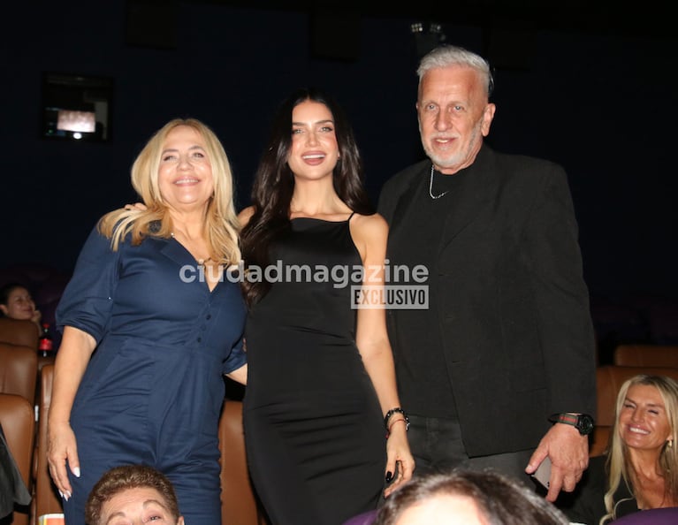 Nora Colosimo, Zaira y Andrés Nara. (Foto: Movilpress)