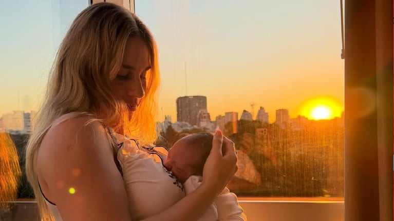 Nuevas fotos de Julieta Puente y su hija Serena
