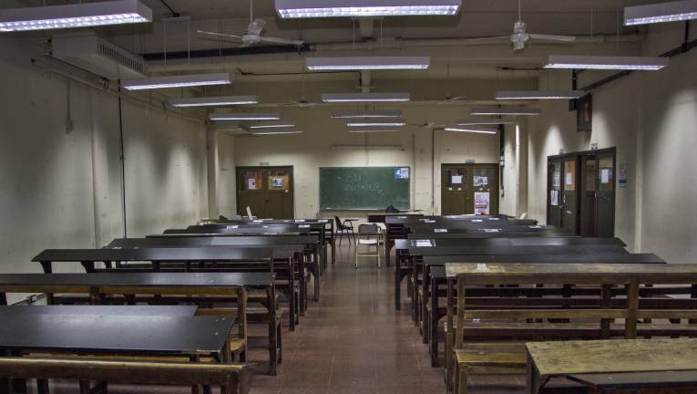 Ofrecen un aumento del 7% a docentes universitarios